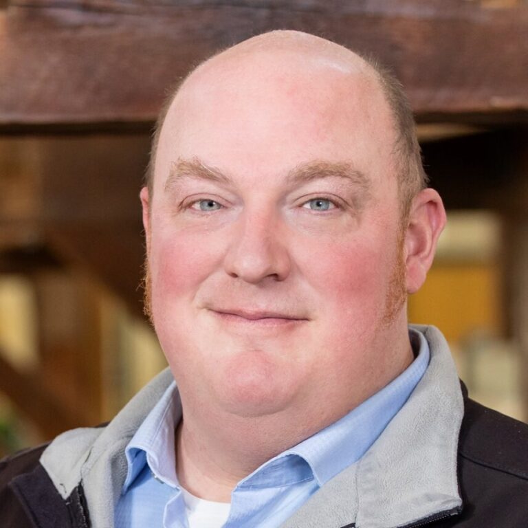 Chris Jones headshot