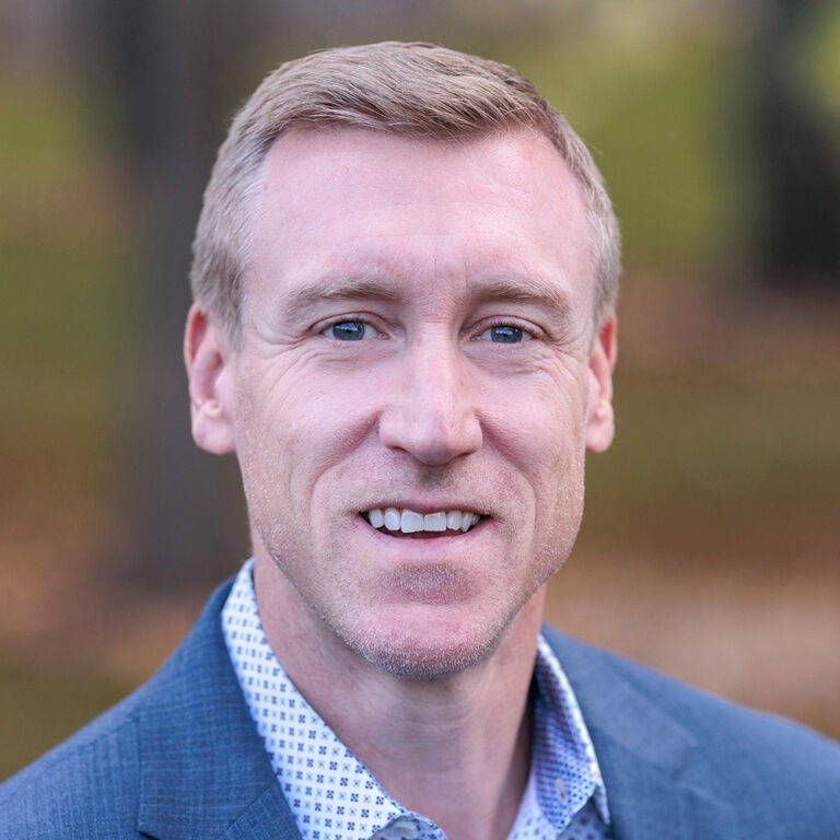 Forrest Paul headshot