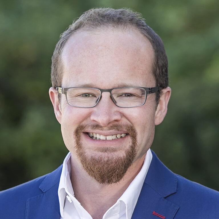 Beck Straley head shot